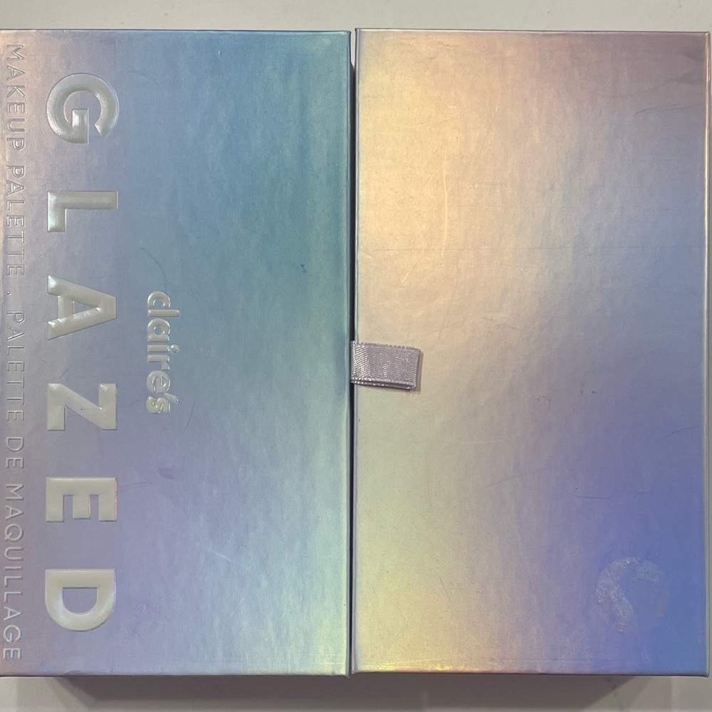 Claire's Blue and Purple Face Mask Iridescent Finish